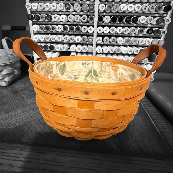 Longaberger Baskets - Picture 7 of 10